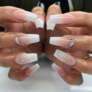 Divine Nails Studio